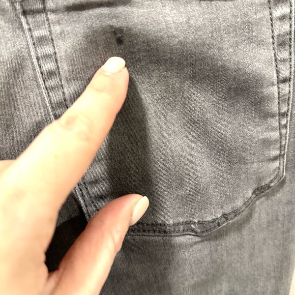 Good American Good Legs Crop Grey Size 8/29 - Picture 5 of 6